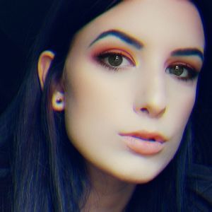 Meet your Posher, Quinn